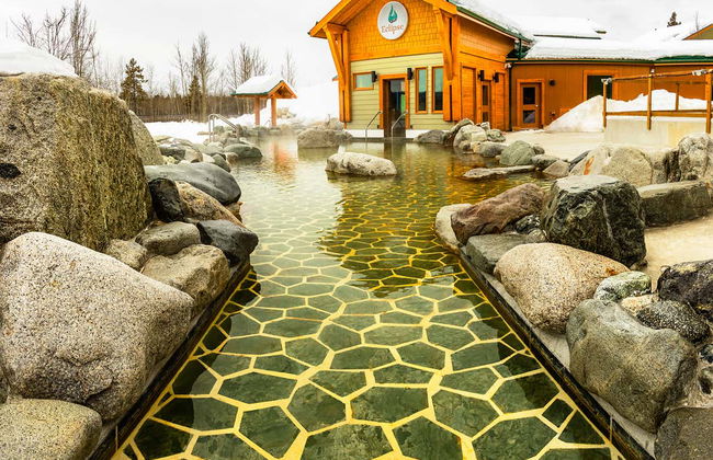 Riserva della fauna selvatica dello Yukon + Terme di Eclipse Nordic - Foto 1
