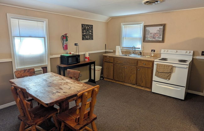 Cedarvale Cabins at Turner Falls - Photo 23