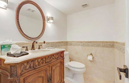 Solara: Waterfront Estate, Pool, Dock, Private Guest Suite - Foto 31