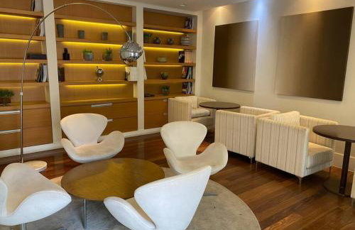 4083 - Em frente ao Hospital Albert Einstein e Estádio do Morumbi - Foto 41