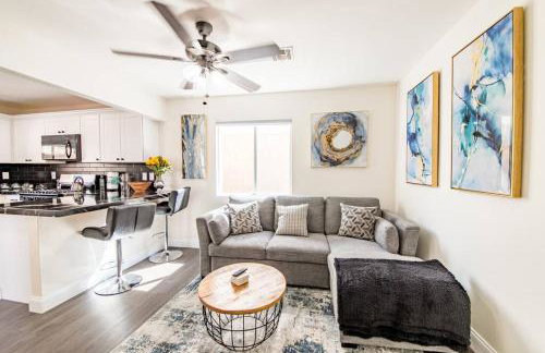 Gorgeous home away from home 3 bed 3 bath W/ pool - Foto 5