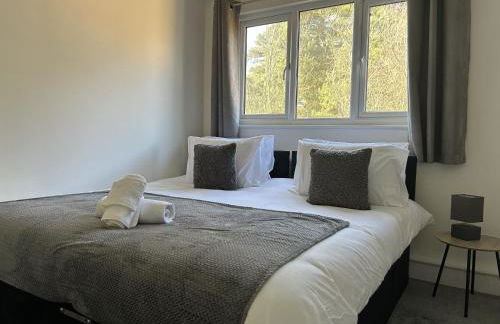 3 Bed House Close to Gatwick - Foto 13