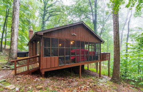 River Cabin w Hot Tub, Screened Porch & Fire Pit - Photo 2