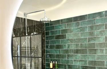 St Johns Jailhouse by the Castle - Photo 30