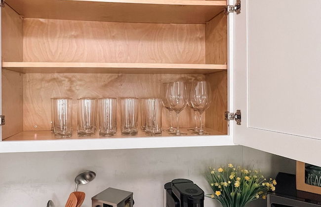 Modern Retreat With Spacious Yard Cozy Interiors - Foto 15