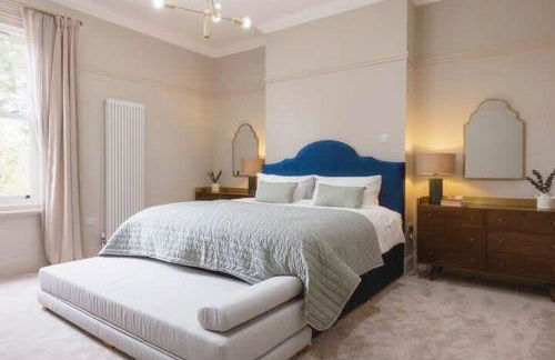Our House Collective - Luxury Stay in Lincoln City Centre, Hot tub, Sleeps 16 - Foto 26