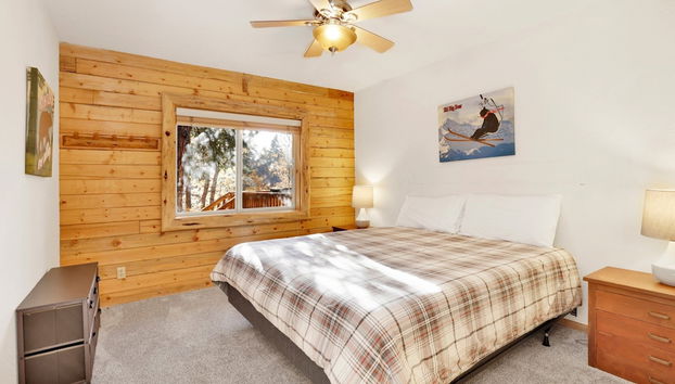 Crescenta Pines LOG Cabin #2346 - Foto 4, Habitación