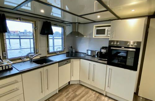 Island-dreams Hausboote Groth & Rhin - Foto 15