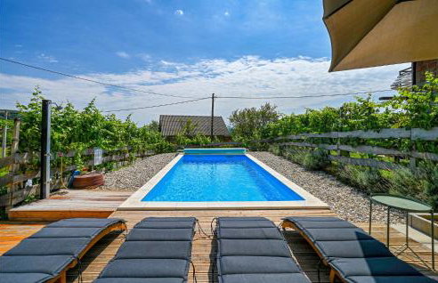 Cozy Home In Vrhi Vinagorski - Foto 2