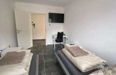 Moderne 2 Zimmer Wohnung Küche und Bad im Zentrum - Photo 12