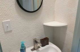 Spacious 5BR Midtown - Near Zoo and Liberty Bowl - Photo 40