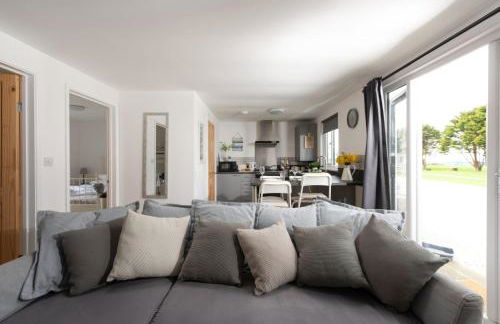 Wheal Prosper- Beautifully Fitted Wooden Lodge Helston Cornwall - Foto 7