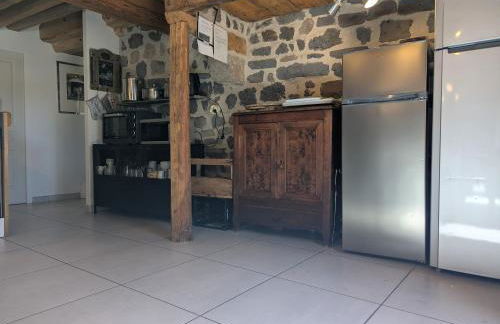 Maison de caractère avec grand terrain, proche d'Arlempdes, labels ECOGÎTE et Tourisme & Handicap - FR-1-582-118 - Foto 2