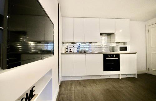 Superb flat near Victoria station - Foto 3