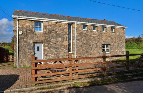 Finest Retreats - Trennal Barn - Photo 2