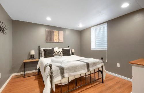 Arvada home w hot tub & BBQ - Photo 20