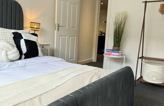 Modern 1-bed Apartment - Sleeps 4 & Central Links - Foto 2