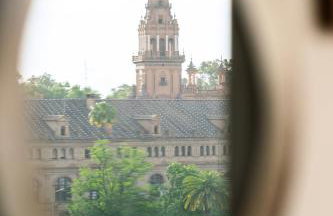 Vistas a Plaza de España y Parking Gratuito - Foto 28