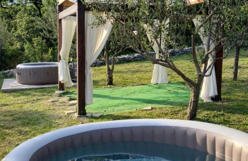 Villa Popovi a Dvori - Six Bedroom Villa with Pool - Foto 77