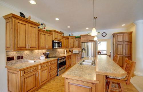 Clark Fork Riverfront Home with Dock! - Foto 7