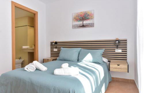 New Premium Apartment - Free Parking & Pools - Photo 14