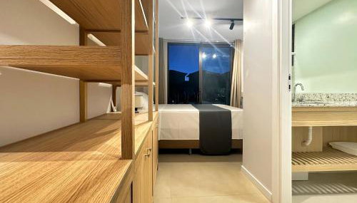 Condomínio Clube - Qto com cozinha - Ar condicionado - Foto 4