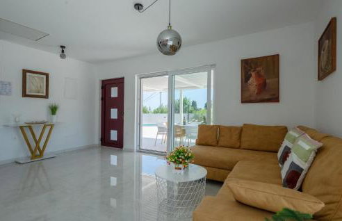 Awesome Home In Mali Vareski - Foto 23