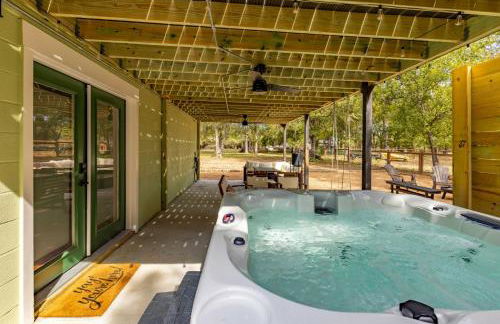 300 steps from Lake Hot Tub Fire Pit Game Room - Foto 44