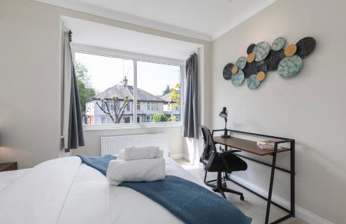 5 Bedroom, 3 Bathroom Modern House with Garden near Hampstead Heath Sleeps 10 - Foto 40