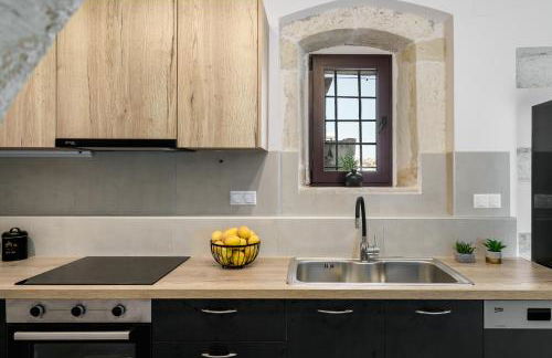 Villa Angelo, Traditional Cretan Stone Villa with Pool & Countryside Views - Foto 12