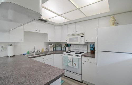 2 BR second story condo close to beaches - Foto 21