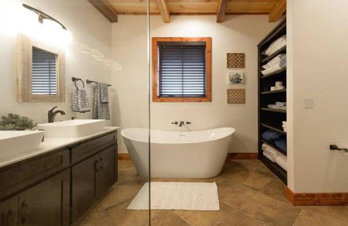 Little Dutch Cabin #1 - 12 min to Magnolia-Baylor - Foto 15