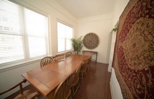 Stone Mansion Sleeps 10-20 Free TV & Parking - Foto 27