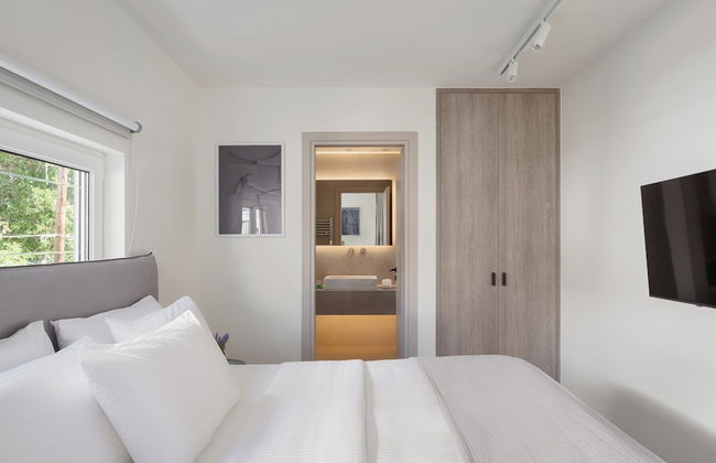 Athenian Riviera Coastal Charm Villa - Photo 3