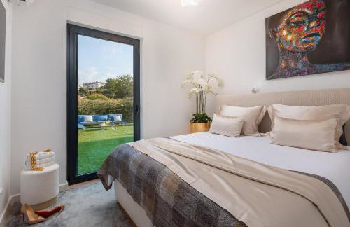 New LUXURY apartment with sea view and PRIVATE heated pool, 50m from the beach - Foto 38