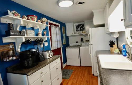 White Picket Fence - EV Charger! - Foto 41