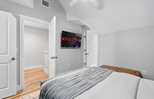 Mins to Downtown- Formula 1 - ACL - Foto 23