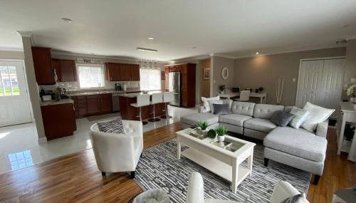 Elegant & spacious 32 Gem in Harper Woods - Foto 5