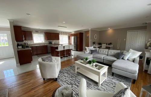 Elegant & spacious 32 Gem in Harper Woods - Foto 5