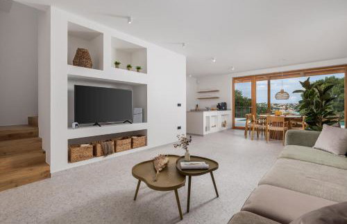 Villa 2 with Pool Soline, Krk, 280 m from beach, by 4Villas - Foto 42