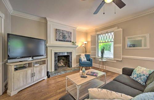 Bright Greensboro Escape about 1 Mi to Downtown - Foto 5