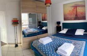 T2 Little Bohême proche hôpitaux terrasse plein ciel - Foto 11