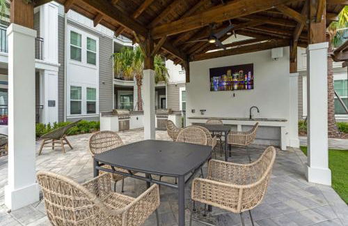 Sunny 2-Bed Oasis Pool and Gym in Apollo Beach - Foto 37