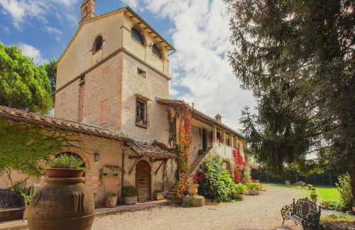 Farmhouse in Marsciano with vineyards olive groves - Foto 10