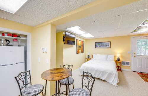 Studio with Shared Hot Tub Walk to Happys Inn - Foto 7