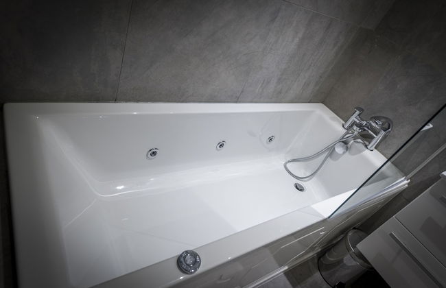 Union Bank Apartments - Photo 50