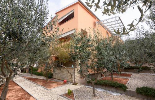 Studio Apartment Maslina - Photo 3