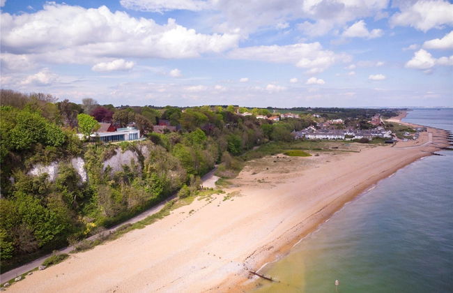 Chalet-sleeps6-parking-garden-pool - Foto 23