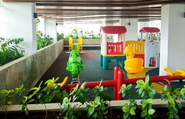 Bassura City Apartment with Mall Access - Foto 27