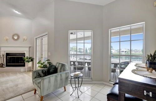 Pool Waterfront Lake 12 PPL Gorgeous - Foto 31